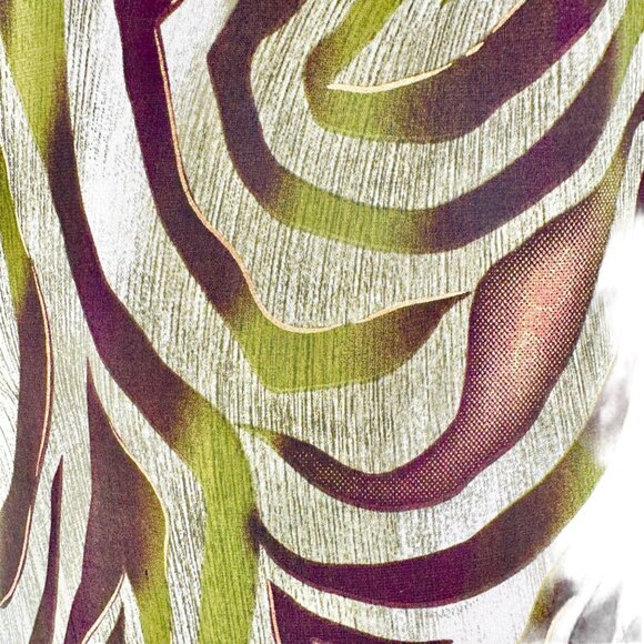 Dressbarn Blouse Womens XL Zebra Print Short Sleeve Made In USA Green Brown Gold - Picture 6 of 11